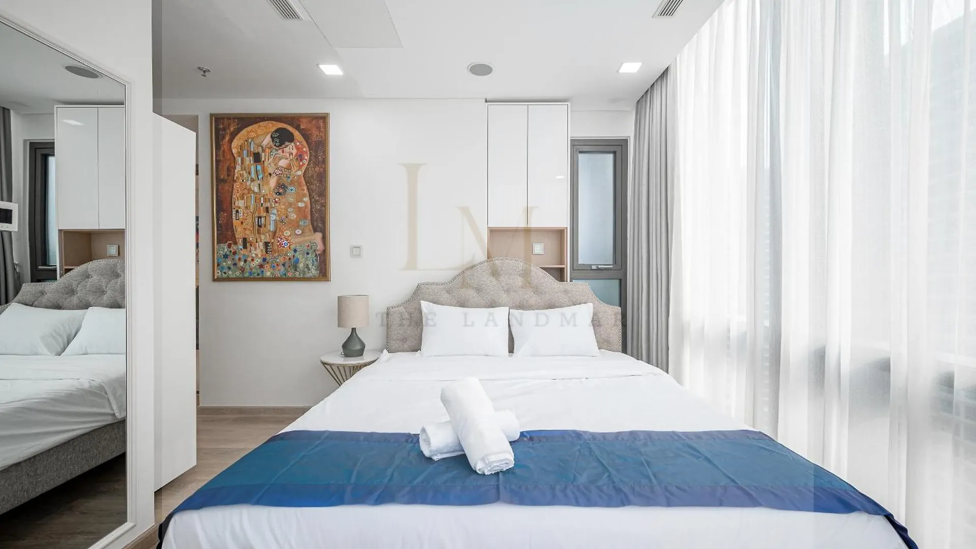 Landmark Garden Balcony Apartment Ho Chi Minh City