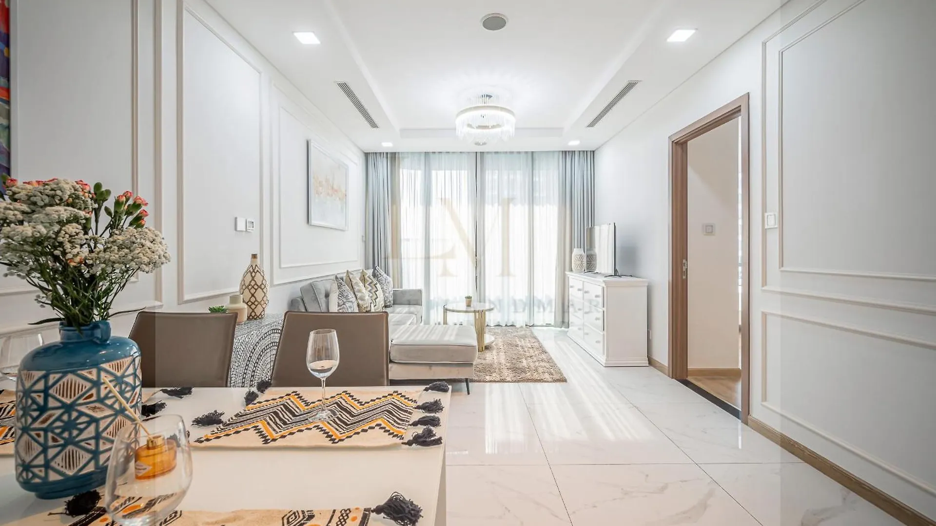 Landmark Garden Balcony Apartment Ho Chi Minh City
