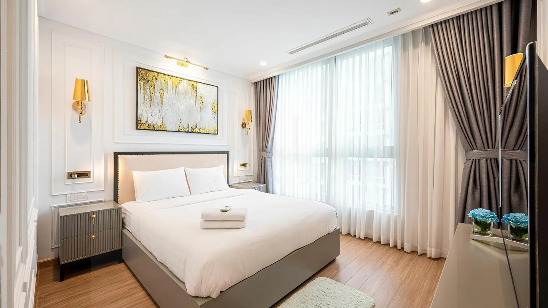 Landmark Garden Balcony Apartment Ho Chi Minh City