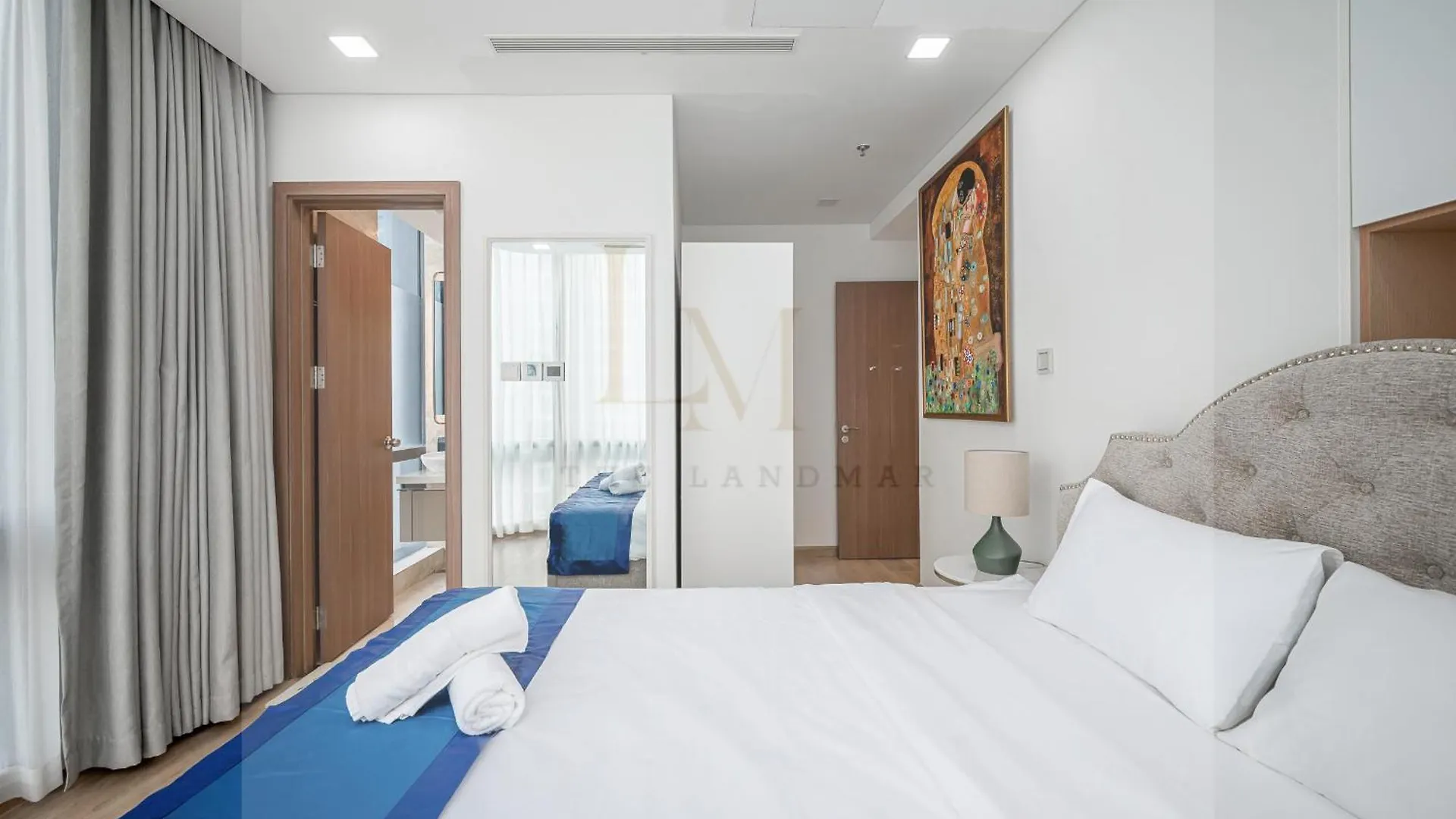 Landmark Garden Balcony Apartment Ho Chi Minh City
