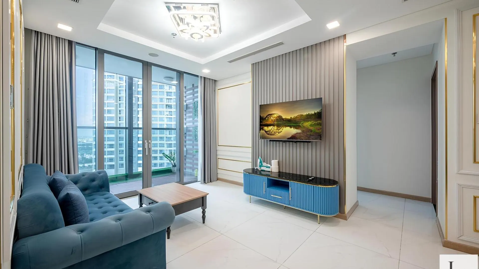 Landmark Garden Balcony Apartment Ho Chi Minh City
