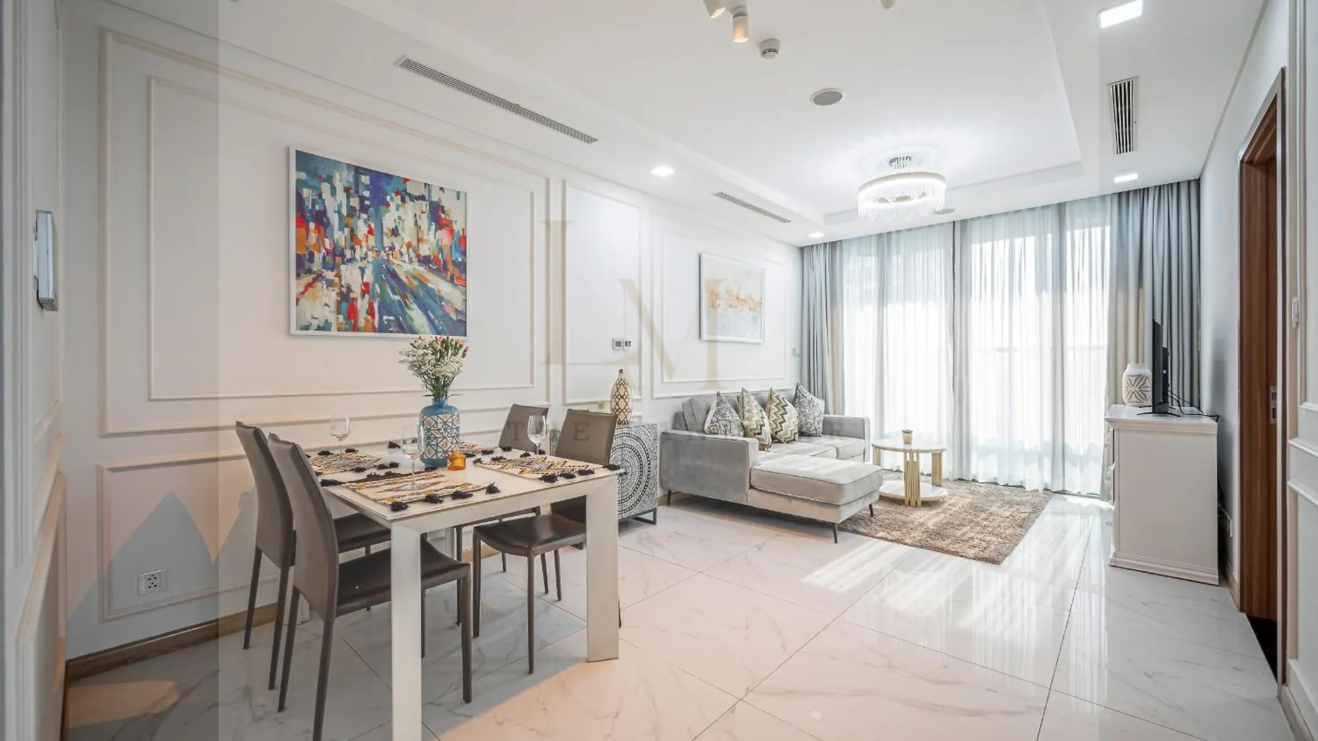 Landmark Garden Balcony Apartment Ho Chi Minh City
