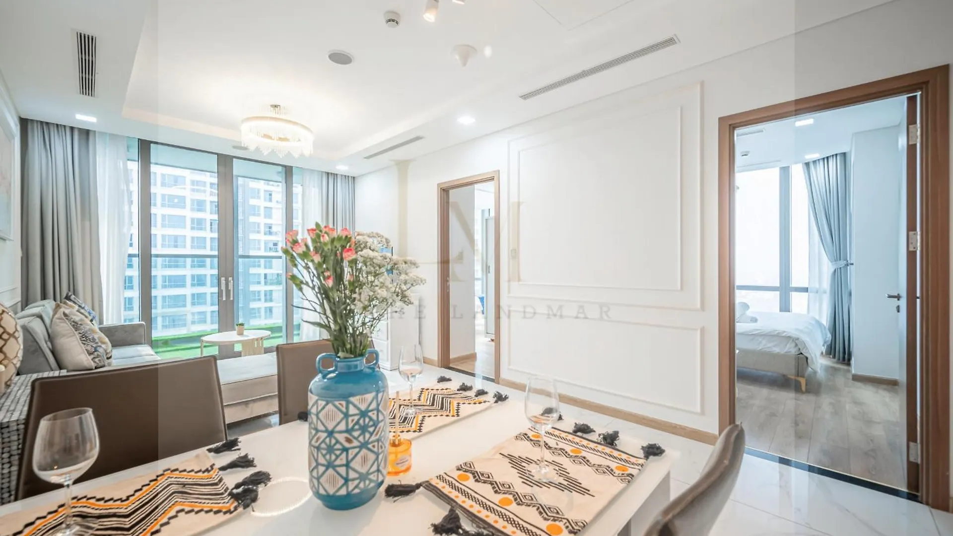 Landmark Garden Balcony Apartment Ho Chi Minh City