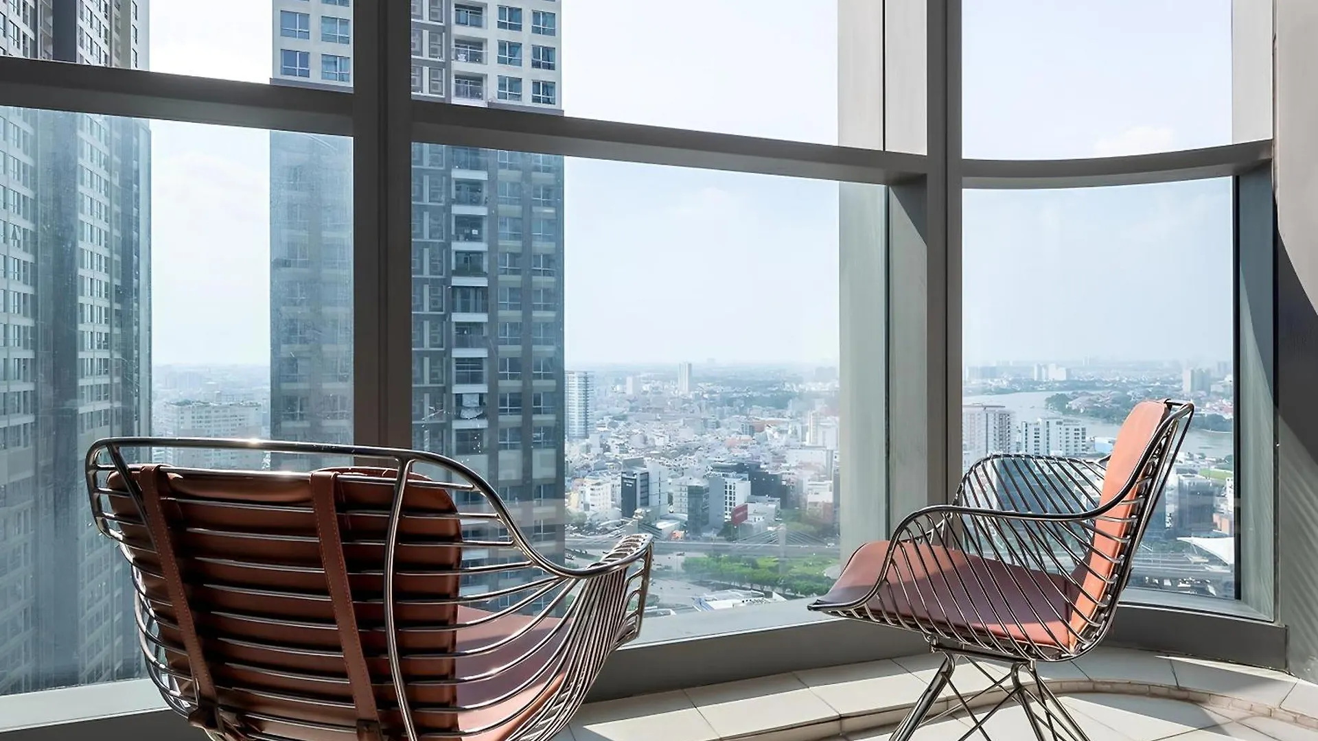 Landmark Garden Balcony Apartment Ho Chi Minh City